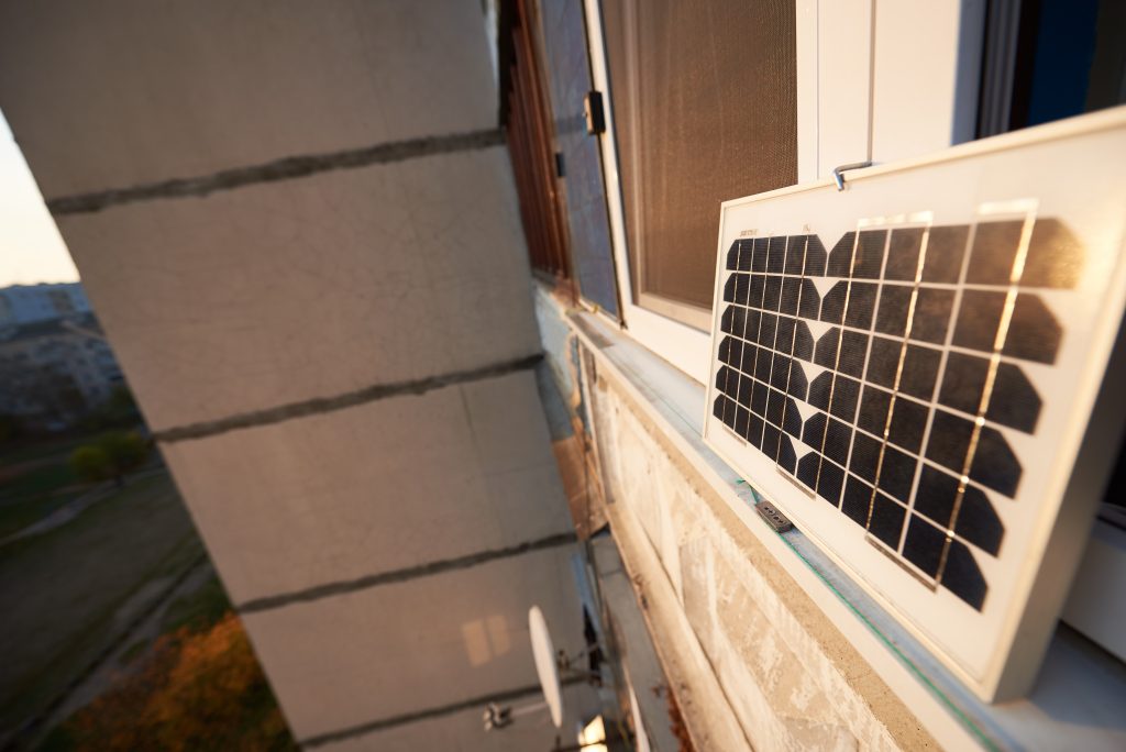 Placas-Solares-en-Balcones-para-Empresas